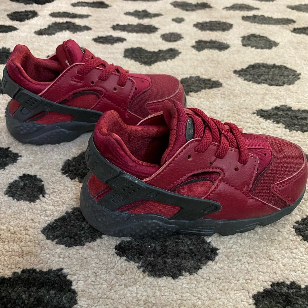 Nike Hurrache - maroon- size 8c toddler